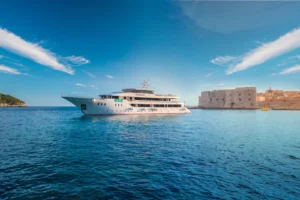 Avangard Crucero Dubrovnik Trogir